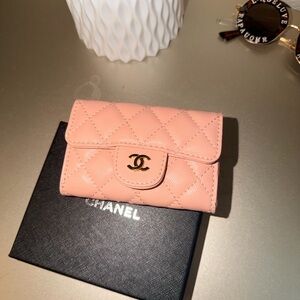 New with box  Quilted Pink & gold accents compact mini  Wallet